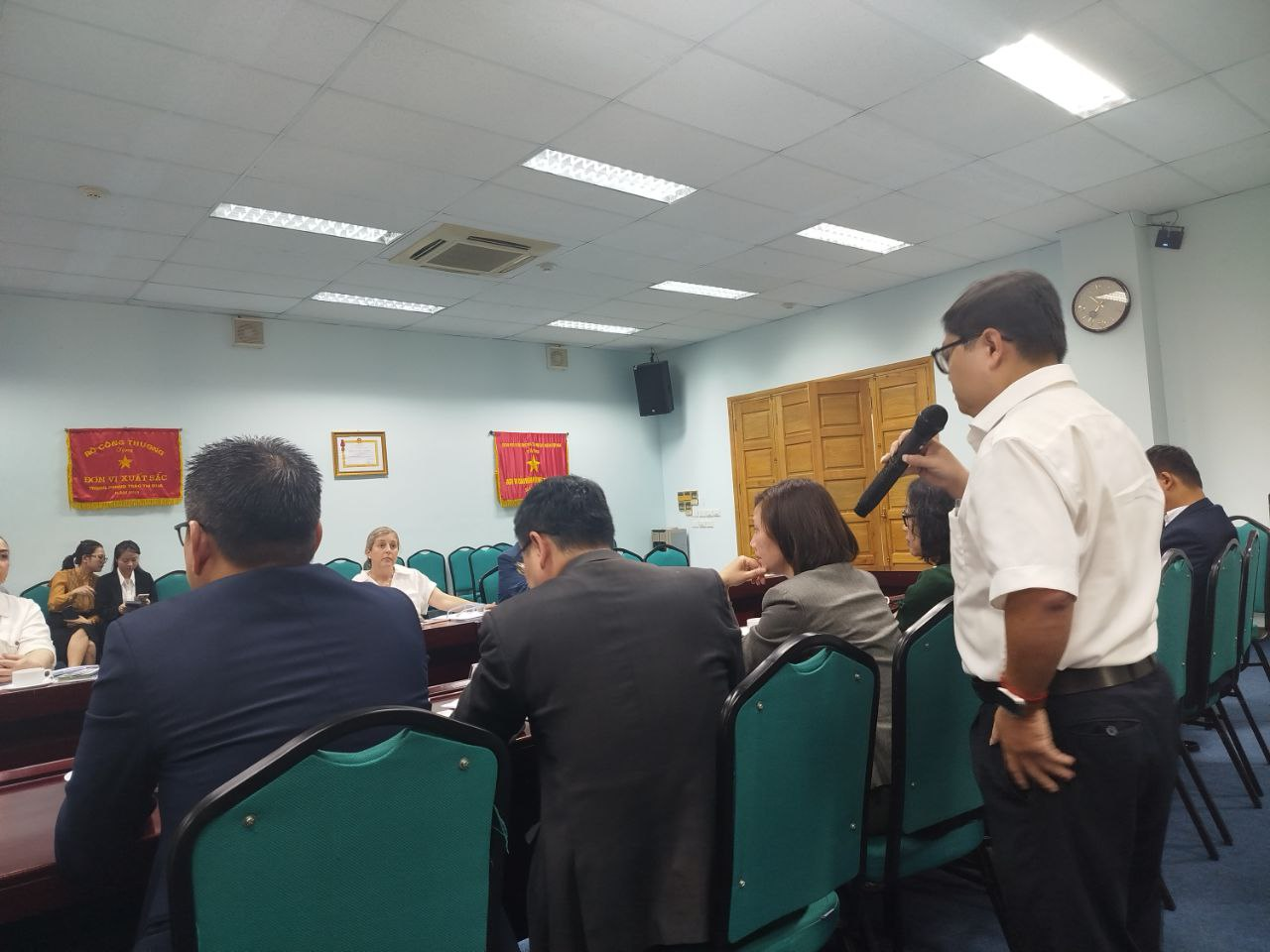 Thạc sĩ – Luật sư Nguyễn Trọng Quang phát biểu tại Tọa đàm.
